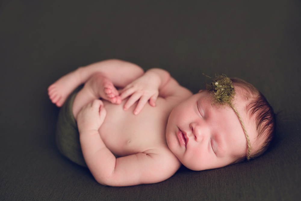 Canton Newborn Photographer | Carrie Bandy Photography | www.carriebandy.com